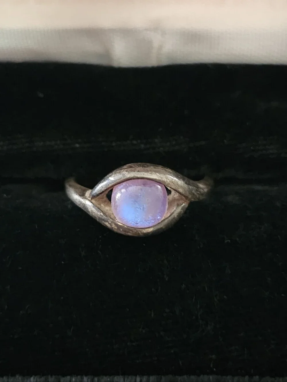 Vtg Silver Moonstone Ring - Iridescent Purple/Blue Gem